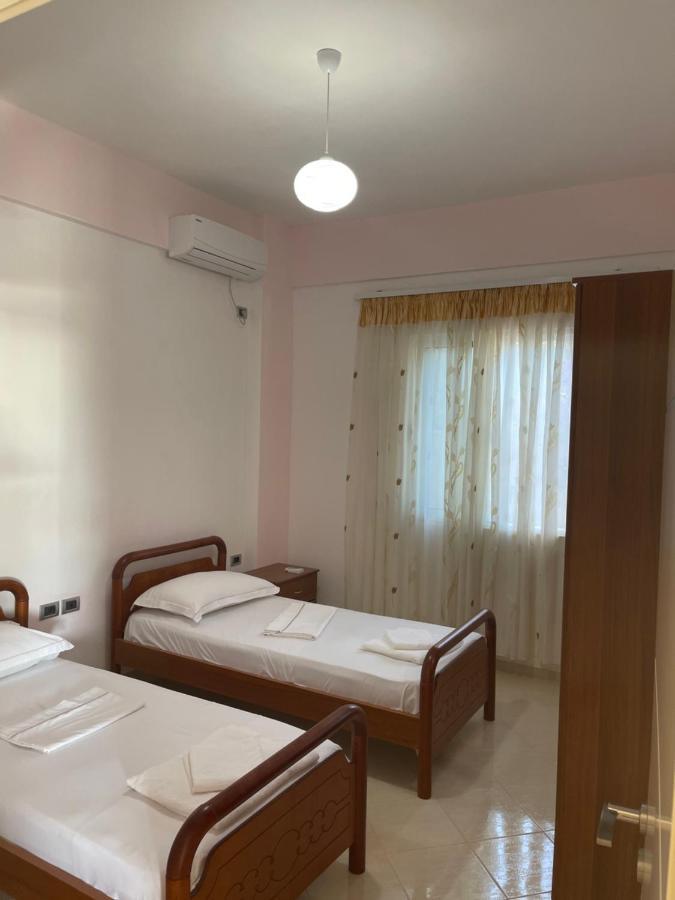 Villa Sildi Sarandë Buitenkant foto
